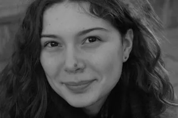 "Ines" 